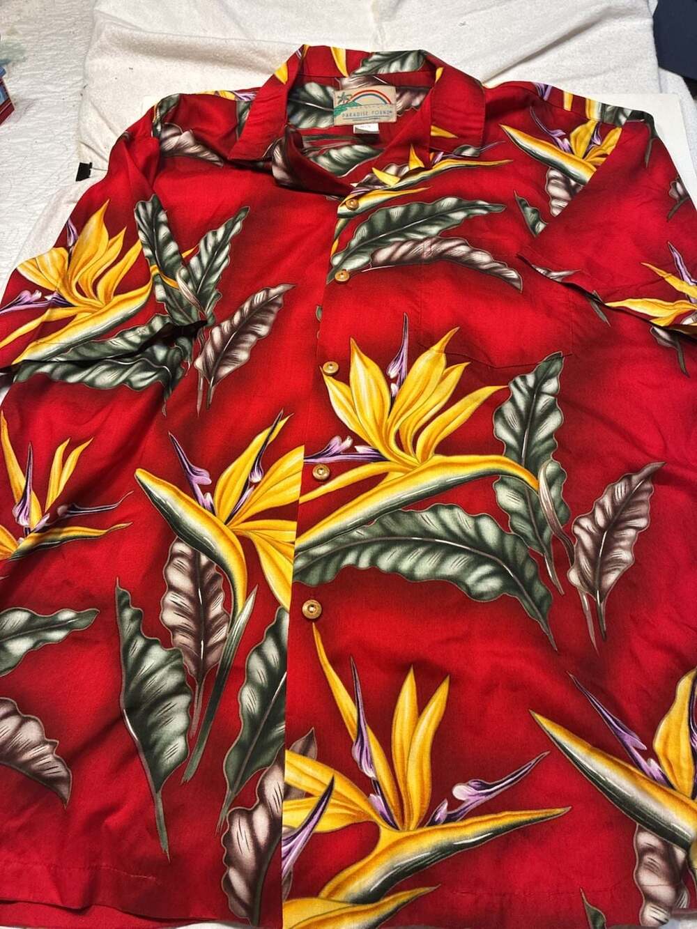 Paradise Found Men's Bird of Paradise Floral Print Hawaiian Button-Up Shirt